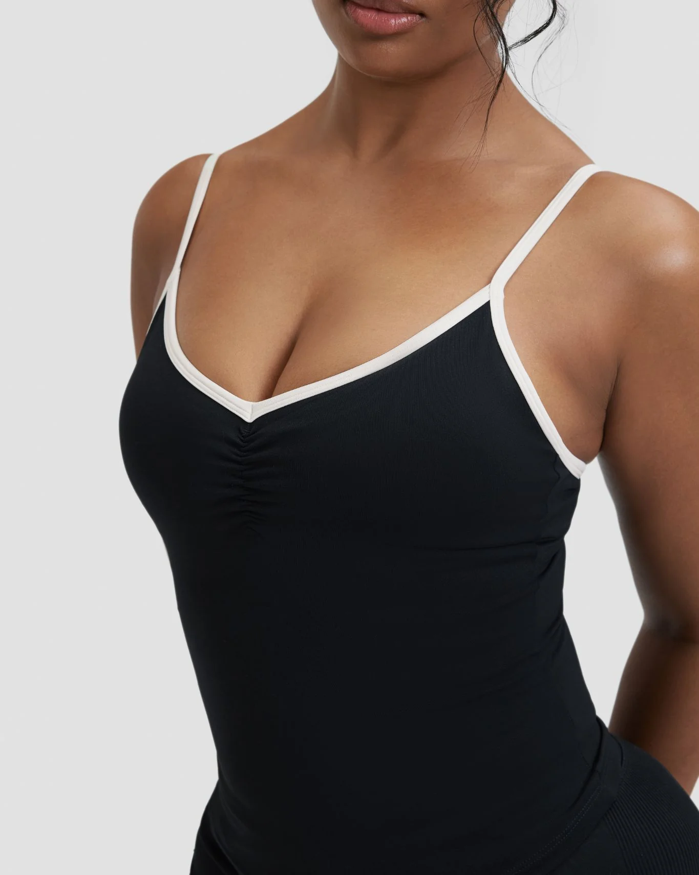 Elevate™ Outline Cross Back Tank Top | Night Black - Image 4