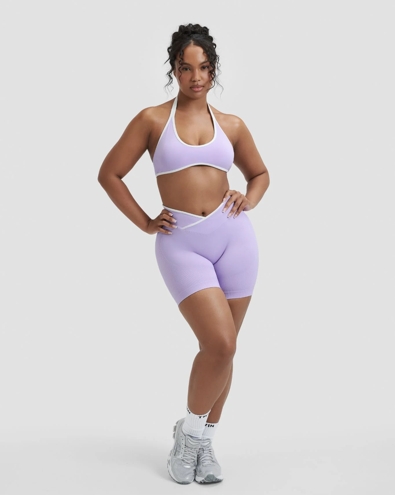 Elevate™ Outline Short Scrunch Shorts | Lilac - Image 3
