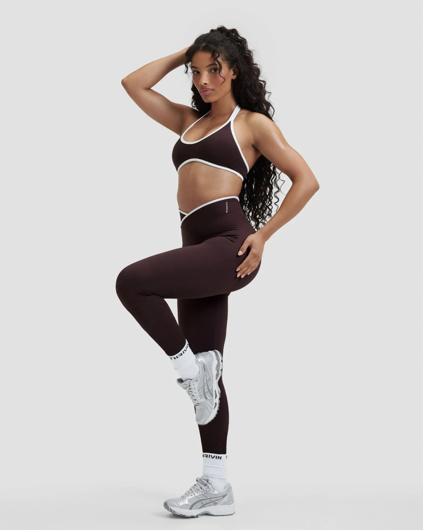 Elevate™ Outline V High Waist Leggings | Coffee - Image 3
