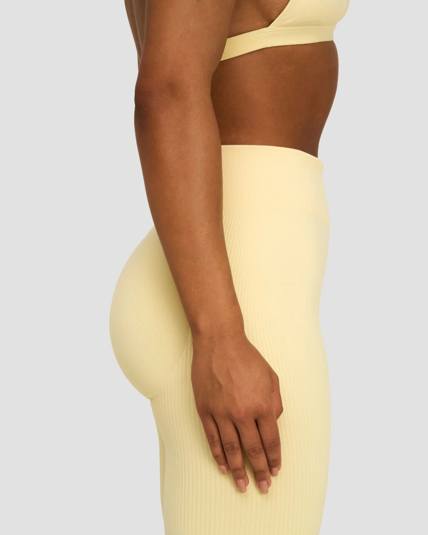 Elevate™ Sculpting Mid Waist Scrunch Leggings | Golden Butter - Image 5