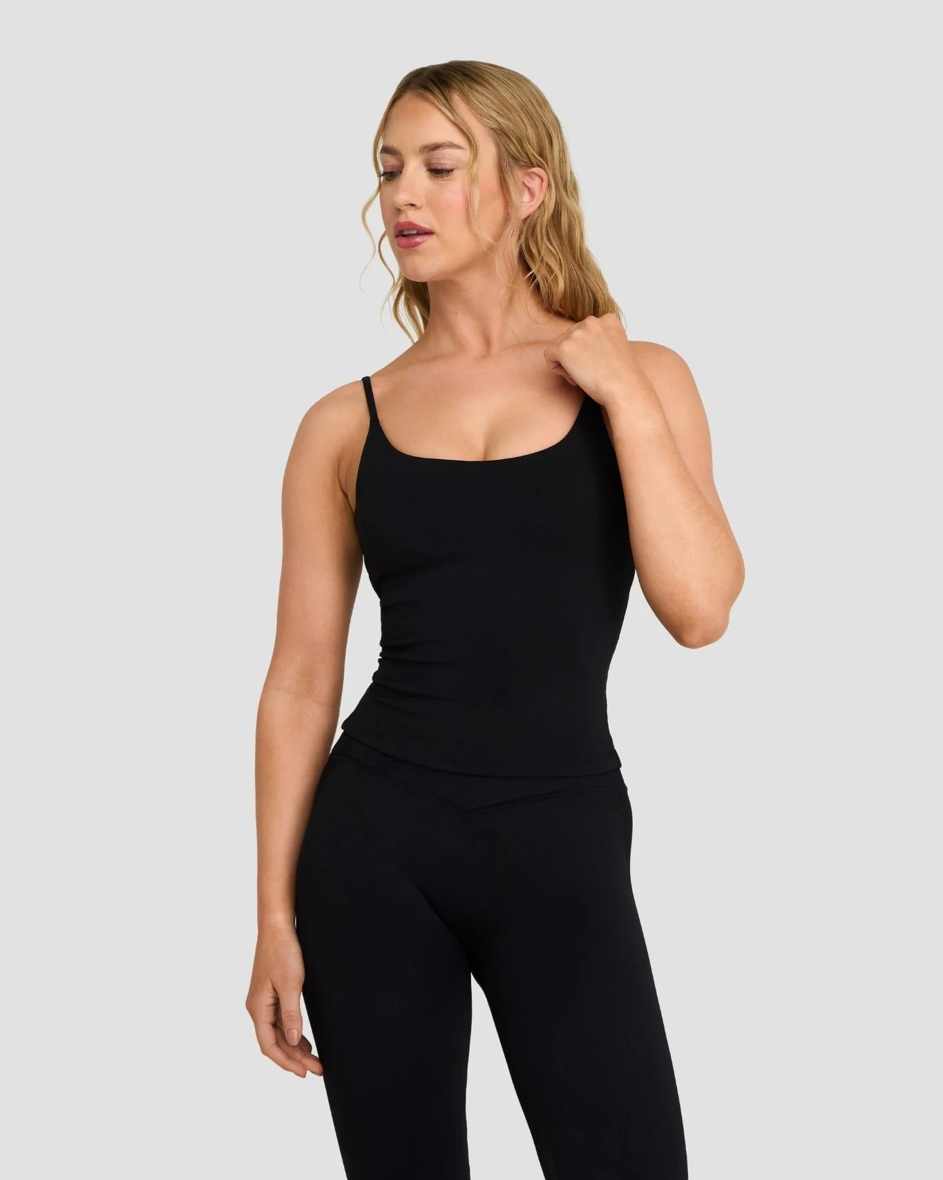 Elevate™ Sculpting Seamless Scoop Neck Cami | Night Black - Image 3